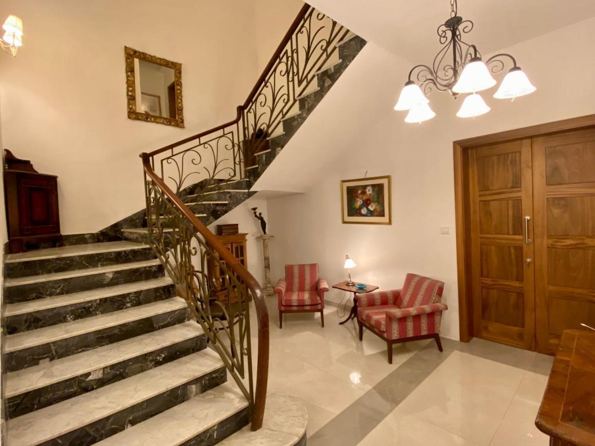 Maltese Garden Villa Mosta Dış mekan fotoğraf